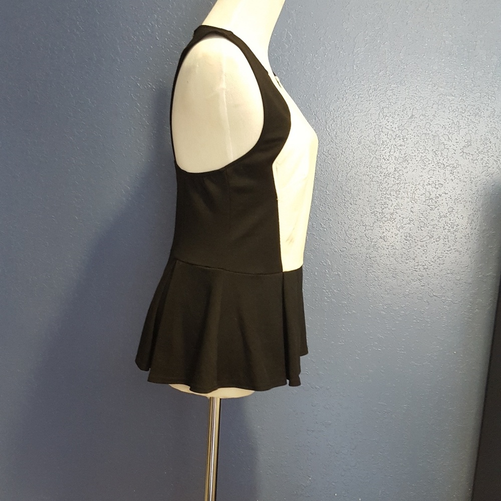 ASTR The Label - Picture 2 of 8